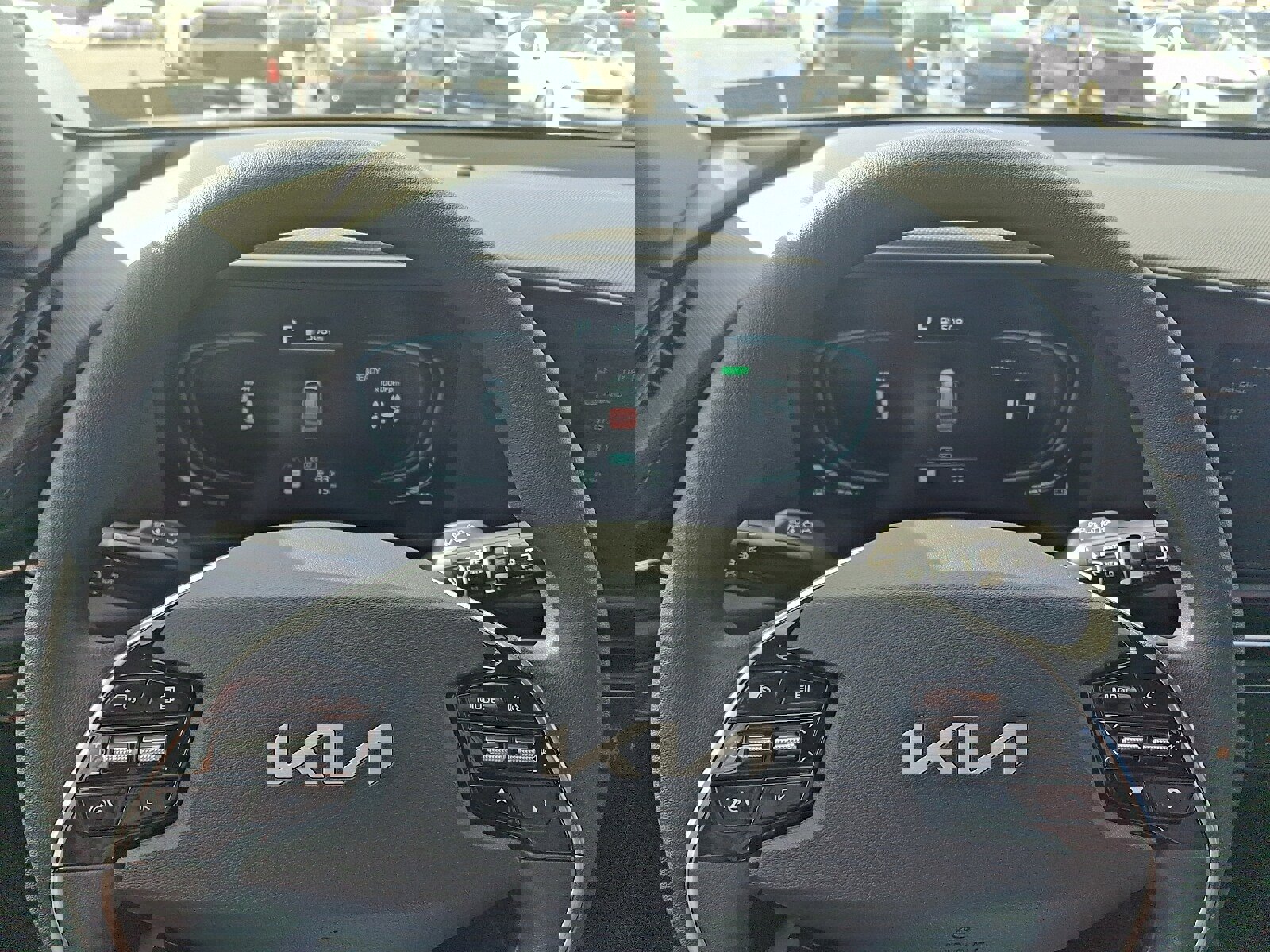 New 2026 Kia Niro LX image 13