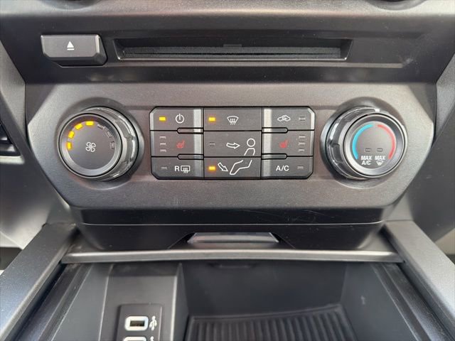 Used 2017 Ford F350 XLT w/ XLT Premium Package image 14