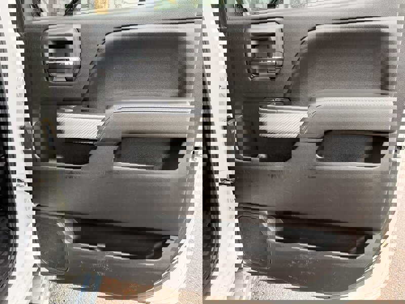 Used 2015 Chevrolet Silverado 3500 LTZ w/ Duramax Plus Package image 32