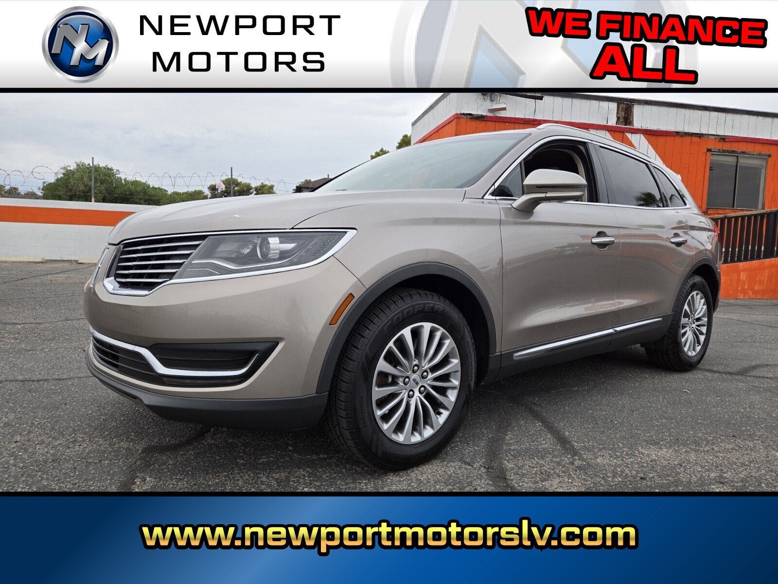 Used 2018 Lincoln MKX Select w/ Select Plus Package FWD image 1