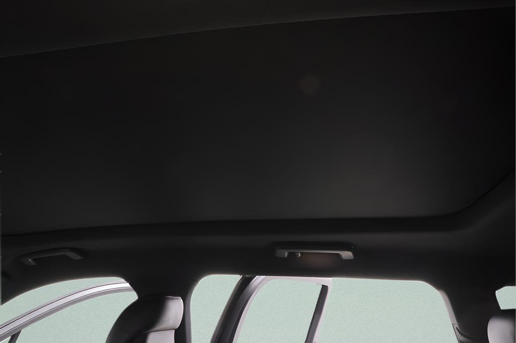 Used 2016 Lincoln MKX Select w/ Select Plus Package AWD/4WD image 9