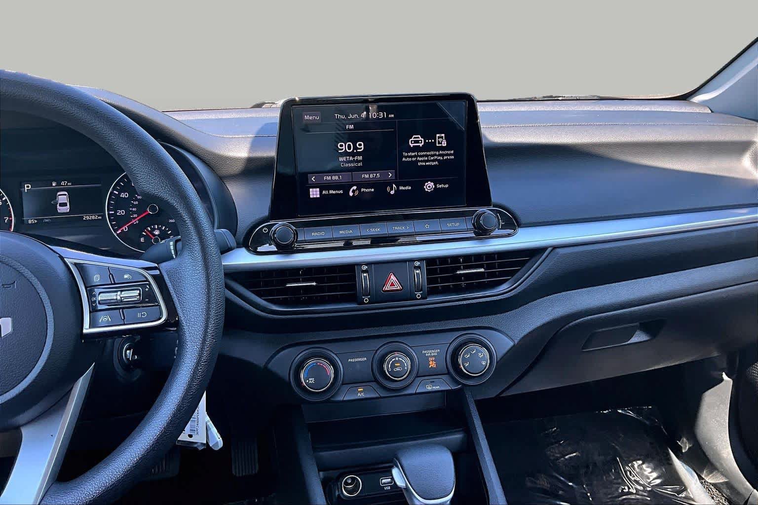 Used 2023 Kia Forte LXS FWD image 7