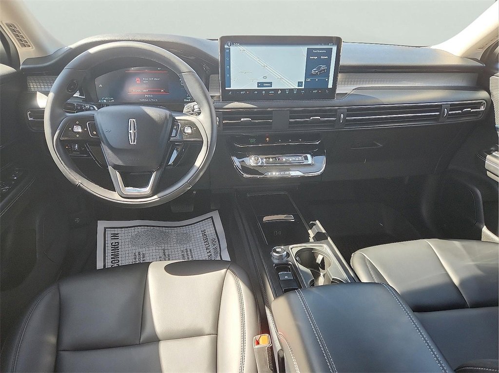 Used 2023 Lincoln Corsair FWD image 11