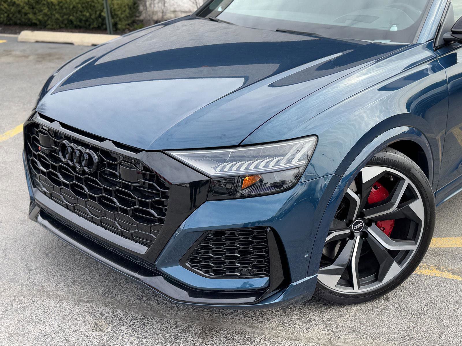 Used 2021 Audi RS Q8 w/ Black Optic Package image 2