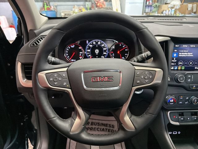 Used 2024 GMC Terrain Denali w/ Denali Premium Package AWD/4WD image 14