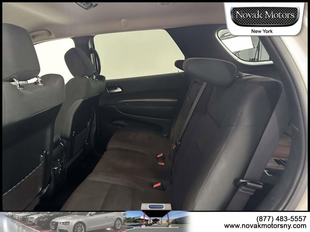 Used 2022 Dodge Durango SXT w/ Anodized Platinum Package image 11