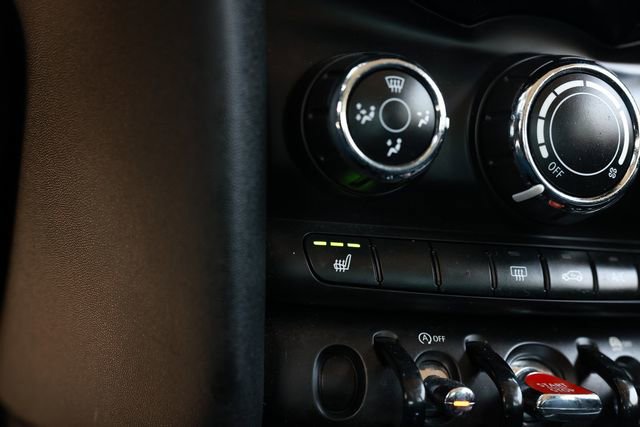 Used 2019 MINI Cooper 2-Door Hardtop image 35