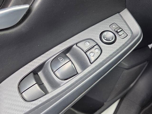 Used 2025 Nissan Sentra SV image 13