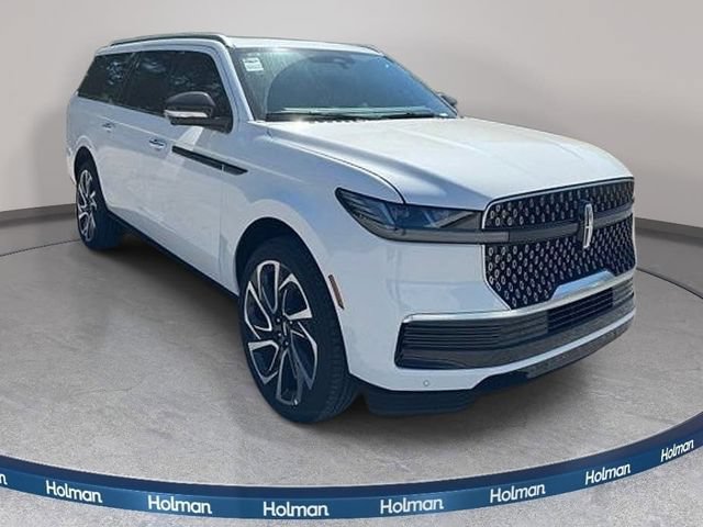 New 2026 Lincoln Navigator L Reserve AWD/4WD image 3