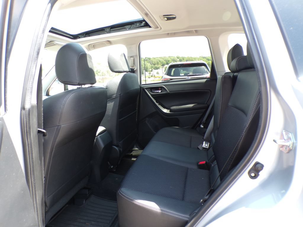 Used 2015 Subaru Forester 2.0XT Premium w/ Popular Package #1 AWD/4WD image 19