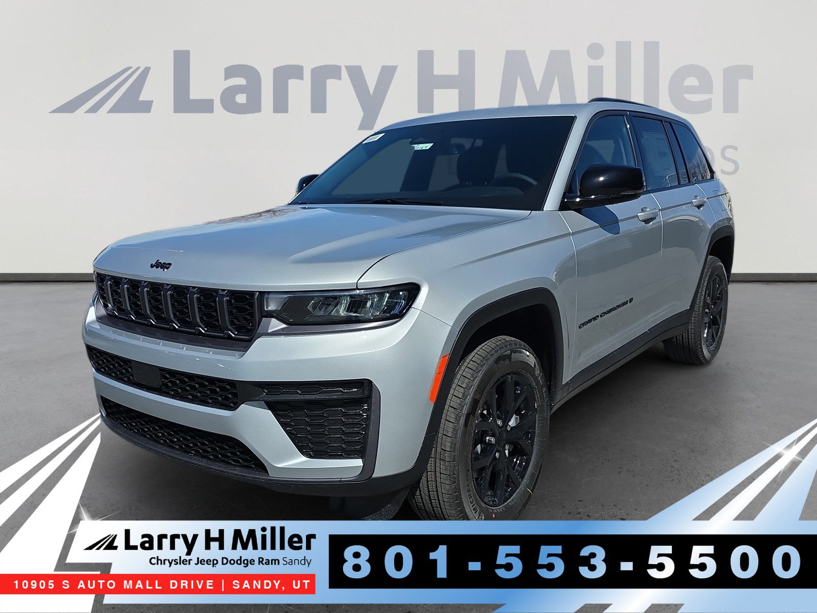 New 2026 Jeep Grand Cherokee Altitude AWD/4WD image 1