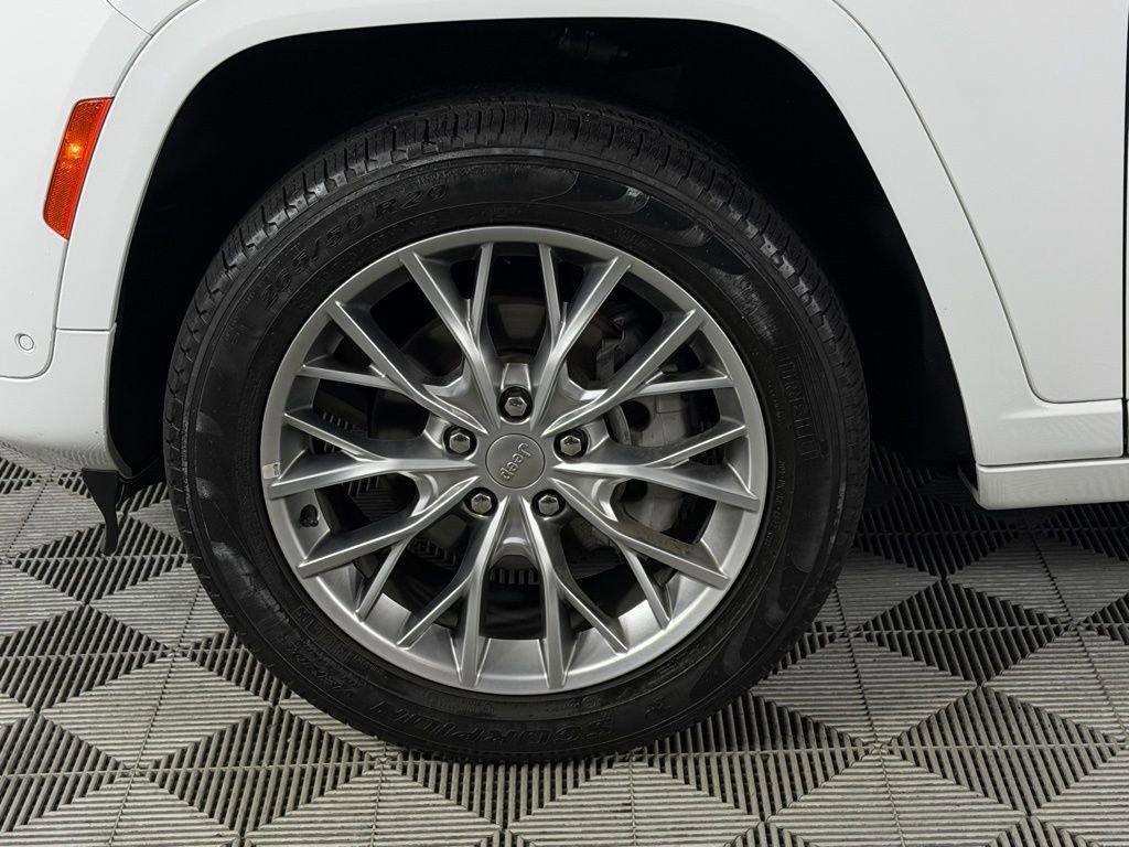 Certified 2022 Jeep Grand Cherokee Summit w/ Adv Protech Group IV image 13