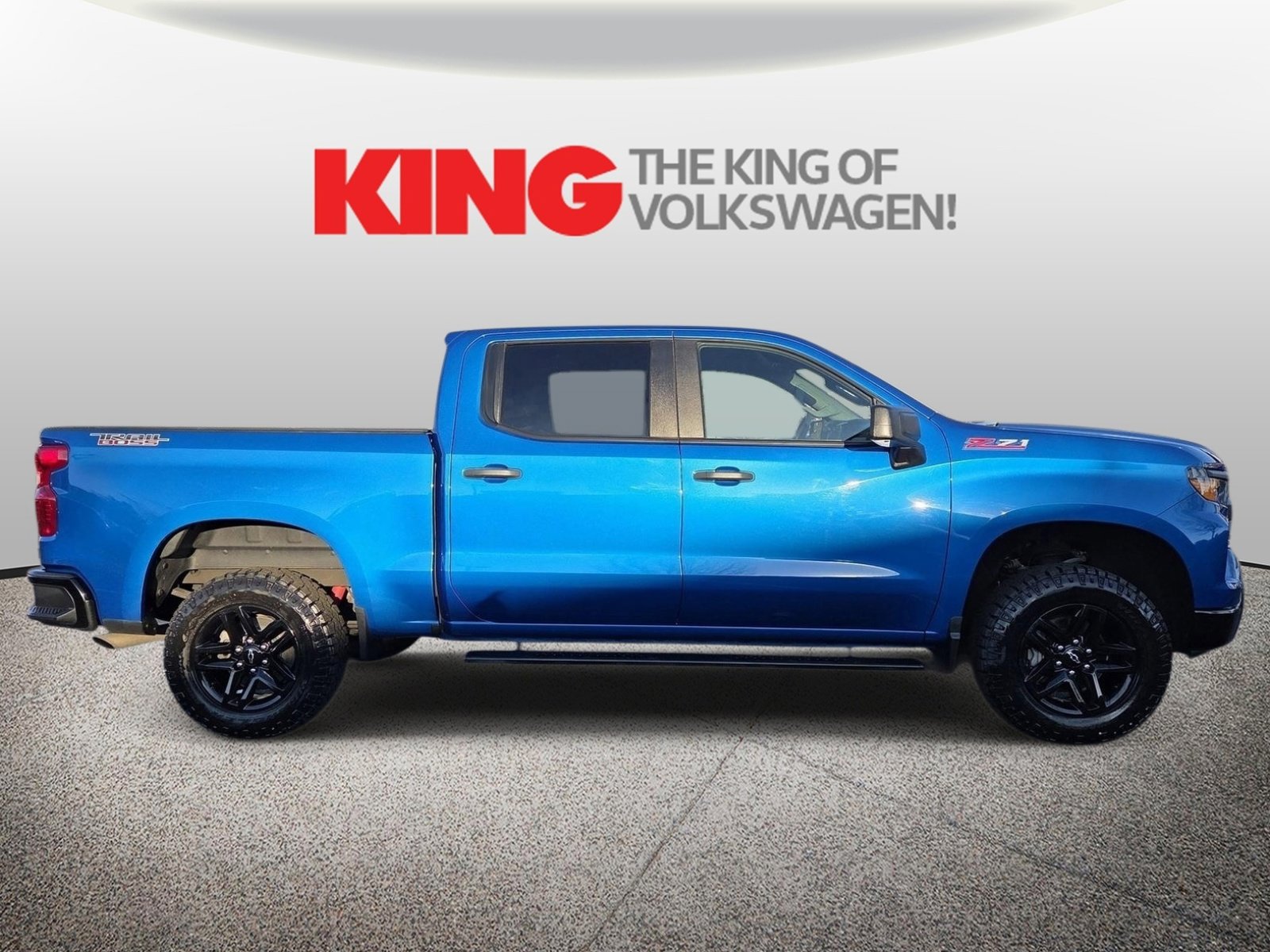 Used 2022 Chevrolet Silverado 1500 Custom Trail Boss AWD/4WD image 2