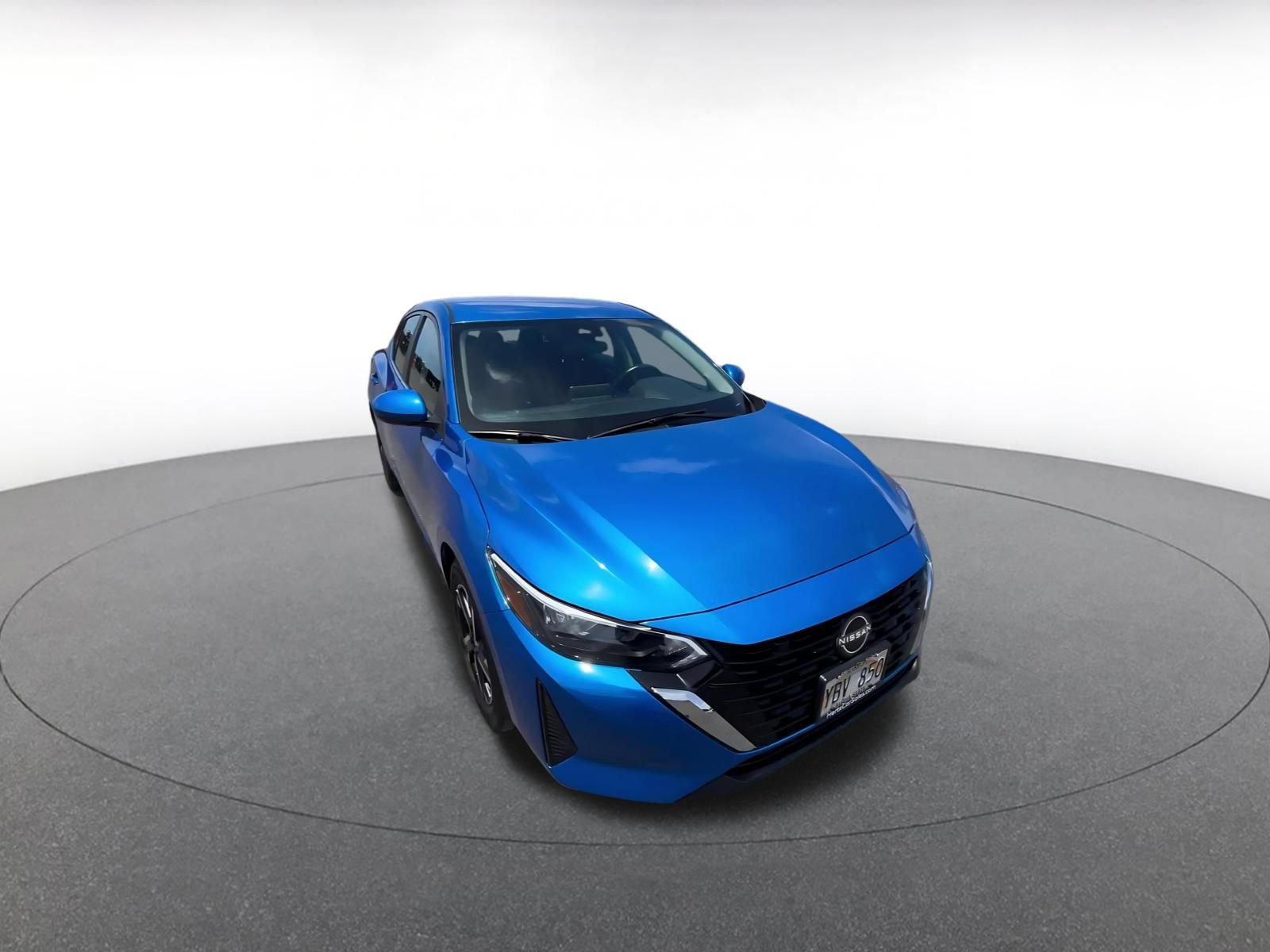 Used 2025 Nissan Sentra SV FWD image 3