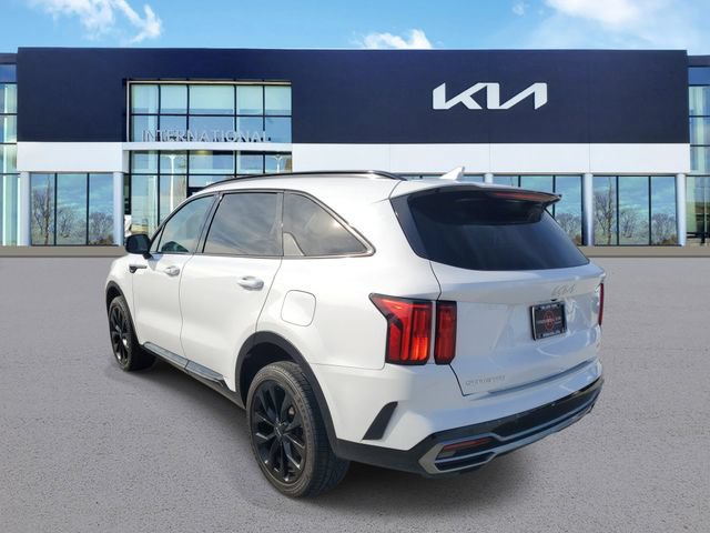 Certified 2023 Kia Sorento SX AWD/4WD image 3