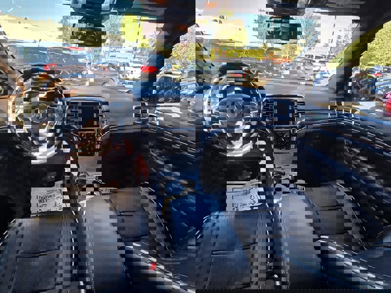 Used 2015 Jeep Grand Cherokee Overland image 14