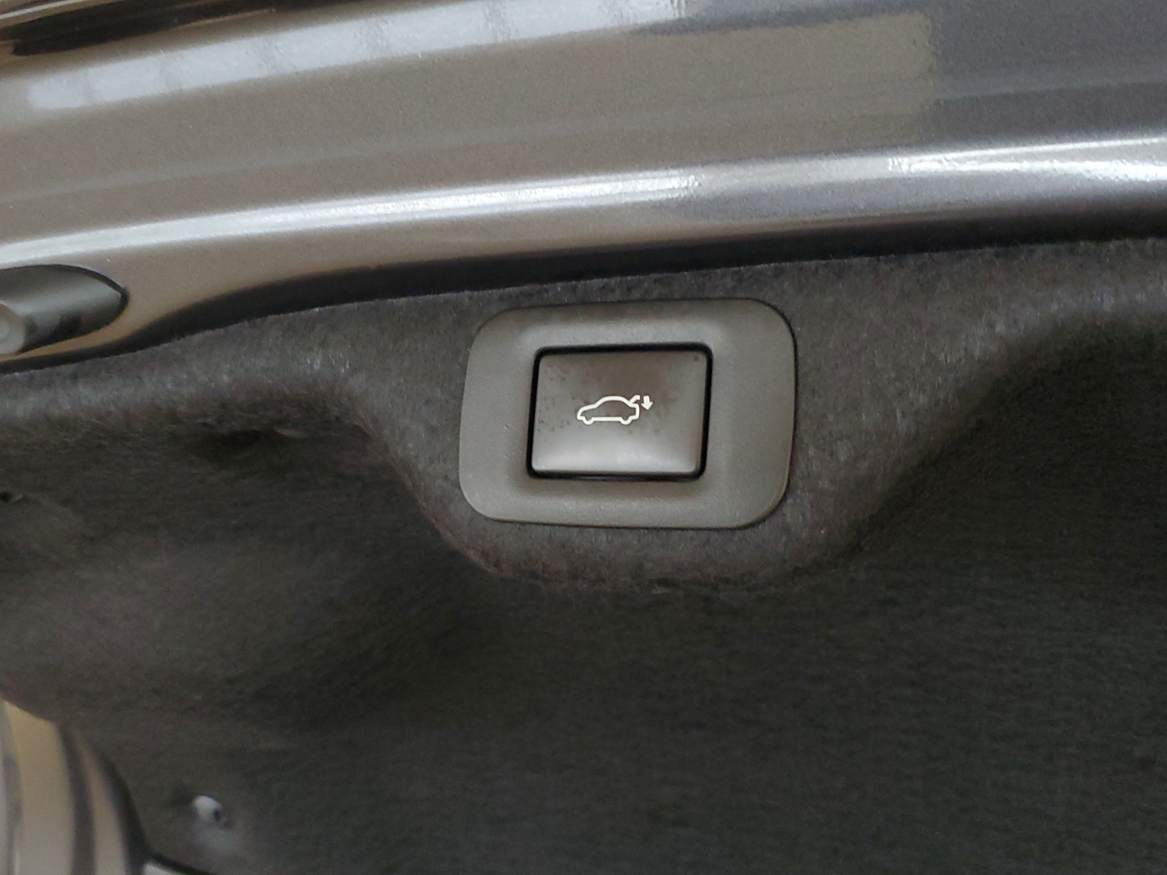 Used 2024 Lexus ES 350 w/ Premium Package FWD image 10