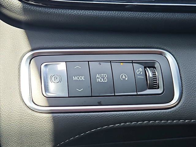 Certified 2025 Buick Enclave Preferred w/ Super Cruise Package FWD image 17