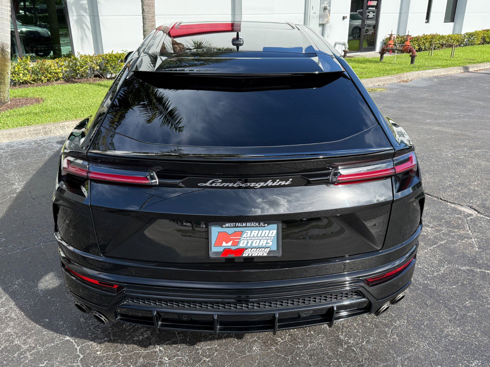 Used 2019 Lamborghini Urus image 16