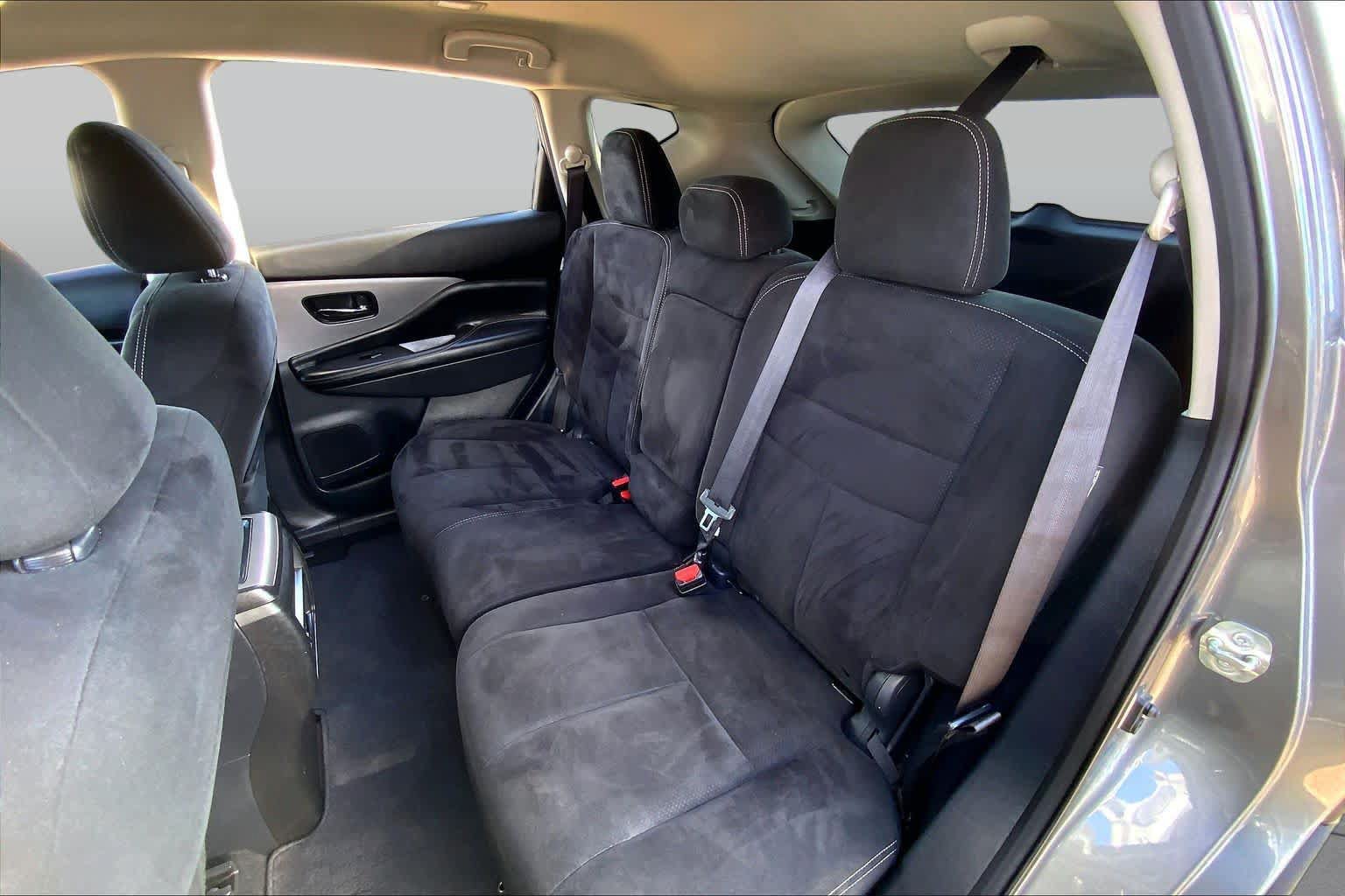 Used 2019 Nissan Murano SV FWD image 21