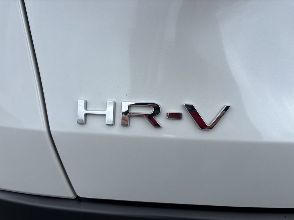 Used 2024 Honda HR-V Sport image 16