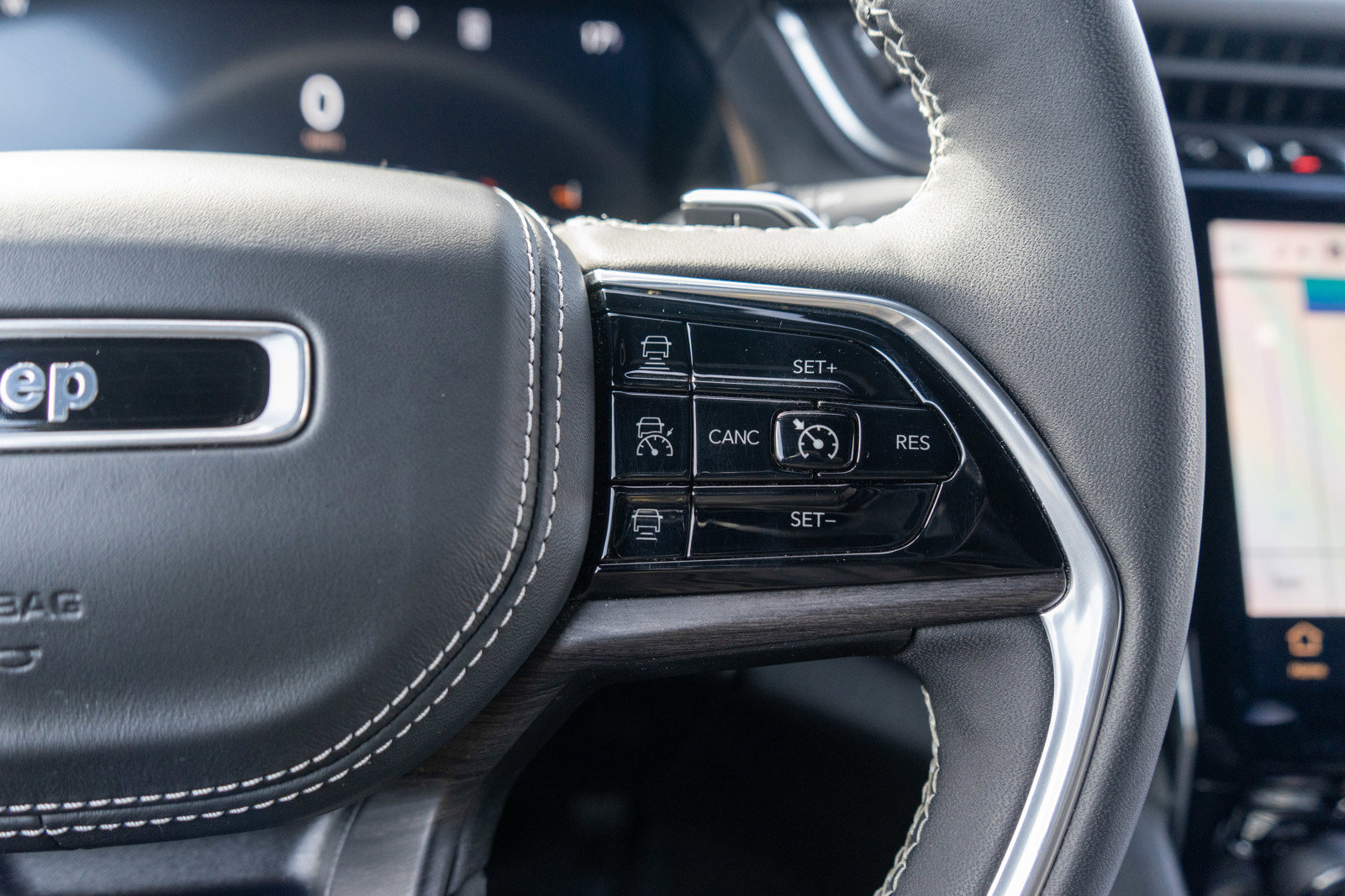 Used 2023 Jeep Grand Cherokee L Overland image 26