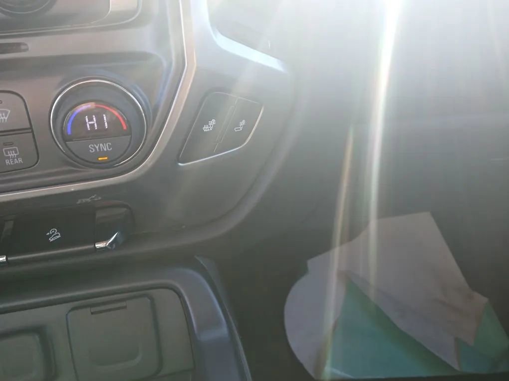 Used 2017 Chevrolet Silverado 1500 LT w/ All Star Edition image 21