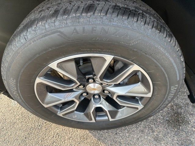 Used 2024 Chevrolet Silverado 1500 LT image 14