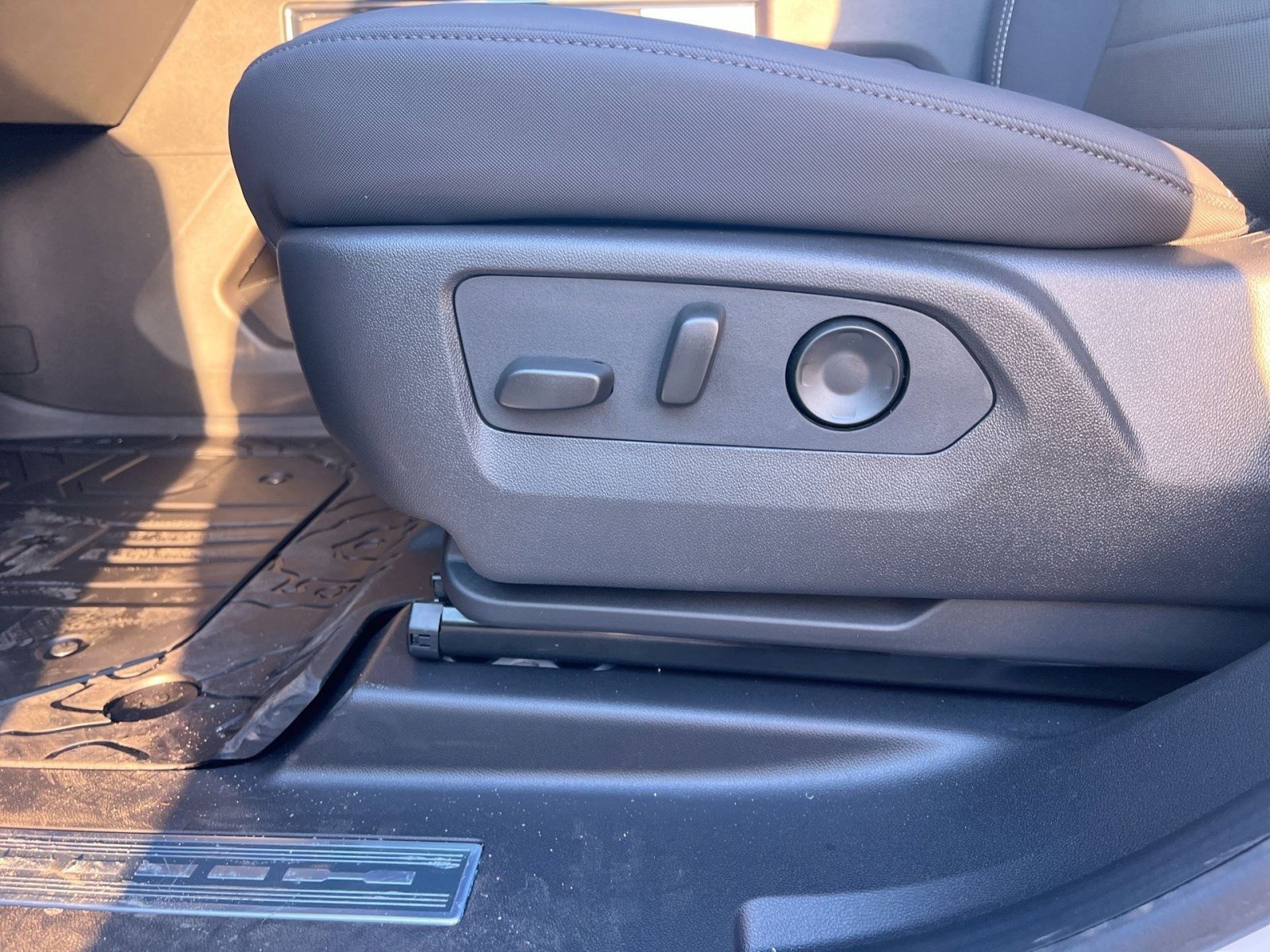 New 2026 GMC Hummer EV SUV image 14