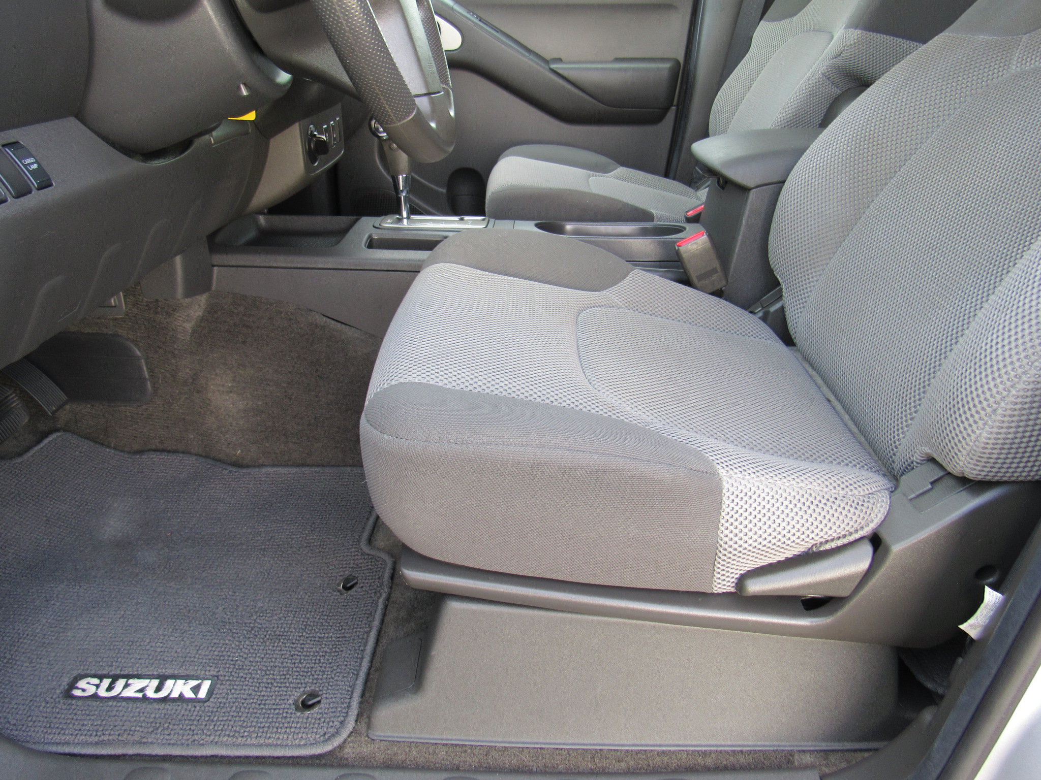 Used 2012 Suzuki Equator Sport AWD/4WD image 12