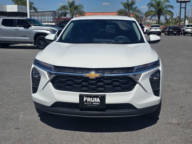 Used 2025 Chevrolet Trax LS w/ LS Convenience Package image 3