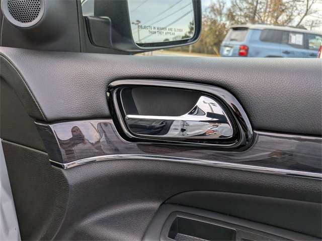 Used 2020 Jeep Grand Cherokee Overland image 34