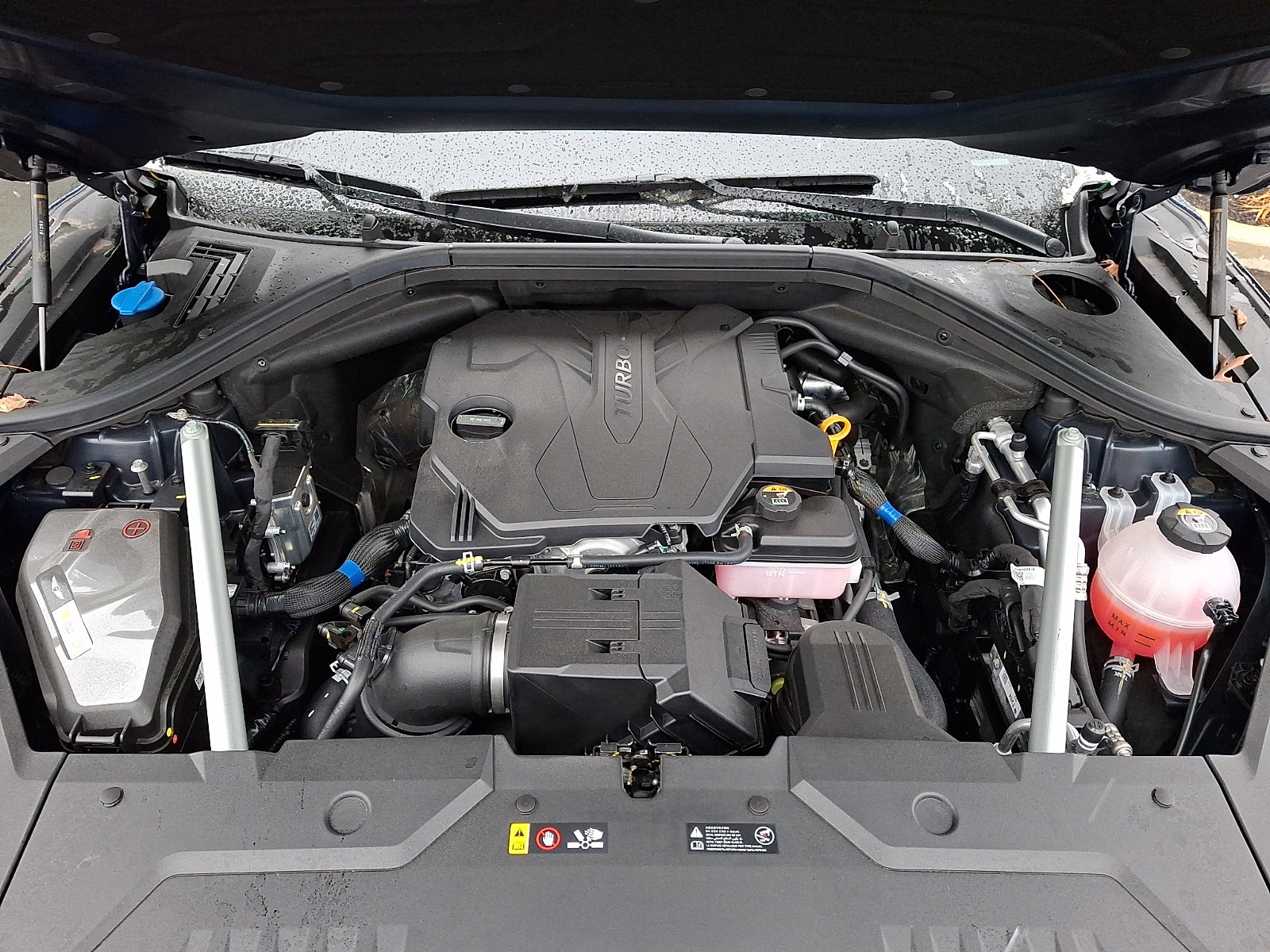 Certified 2026 Genesis GV70 2.5T Advanced image 28