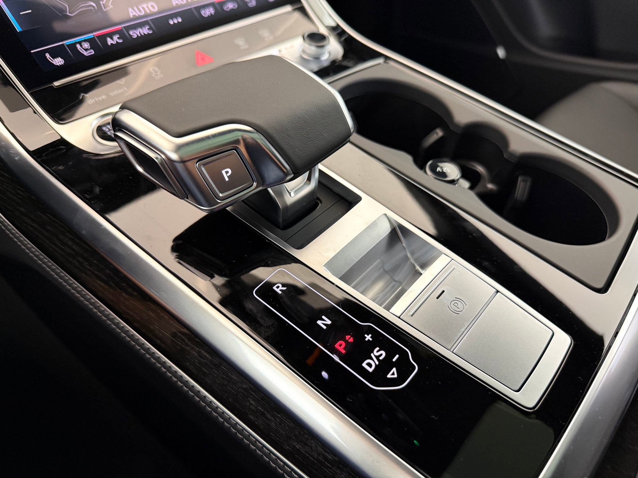 New 2026 Audi Q8 Premium Plus image 17