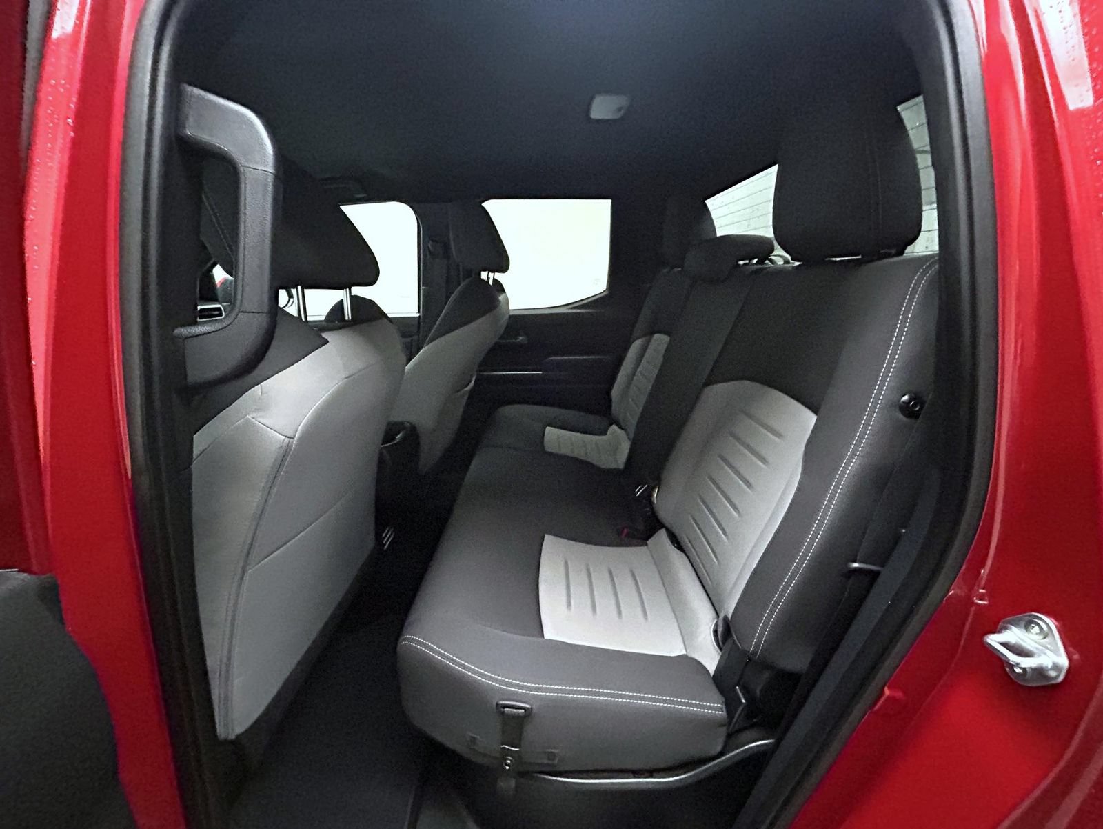 Used 2024 Toyota Tacoma TRD Sport AWD/4WD image 19