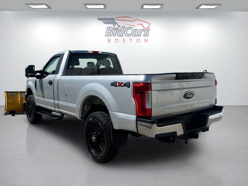Used 2019 Ford F250 XL w/ STX Appearance Package AWD/4WD image 6