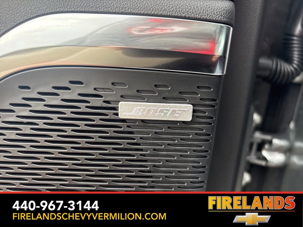 New 2026 Chevrolet Traverse High Country image 2