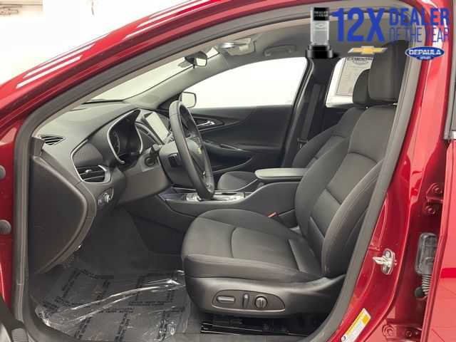 Certified 2025 Chevrolet Malibu RS FWD image 8