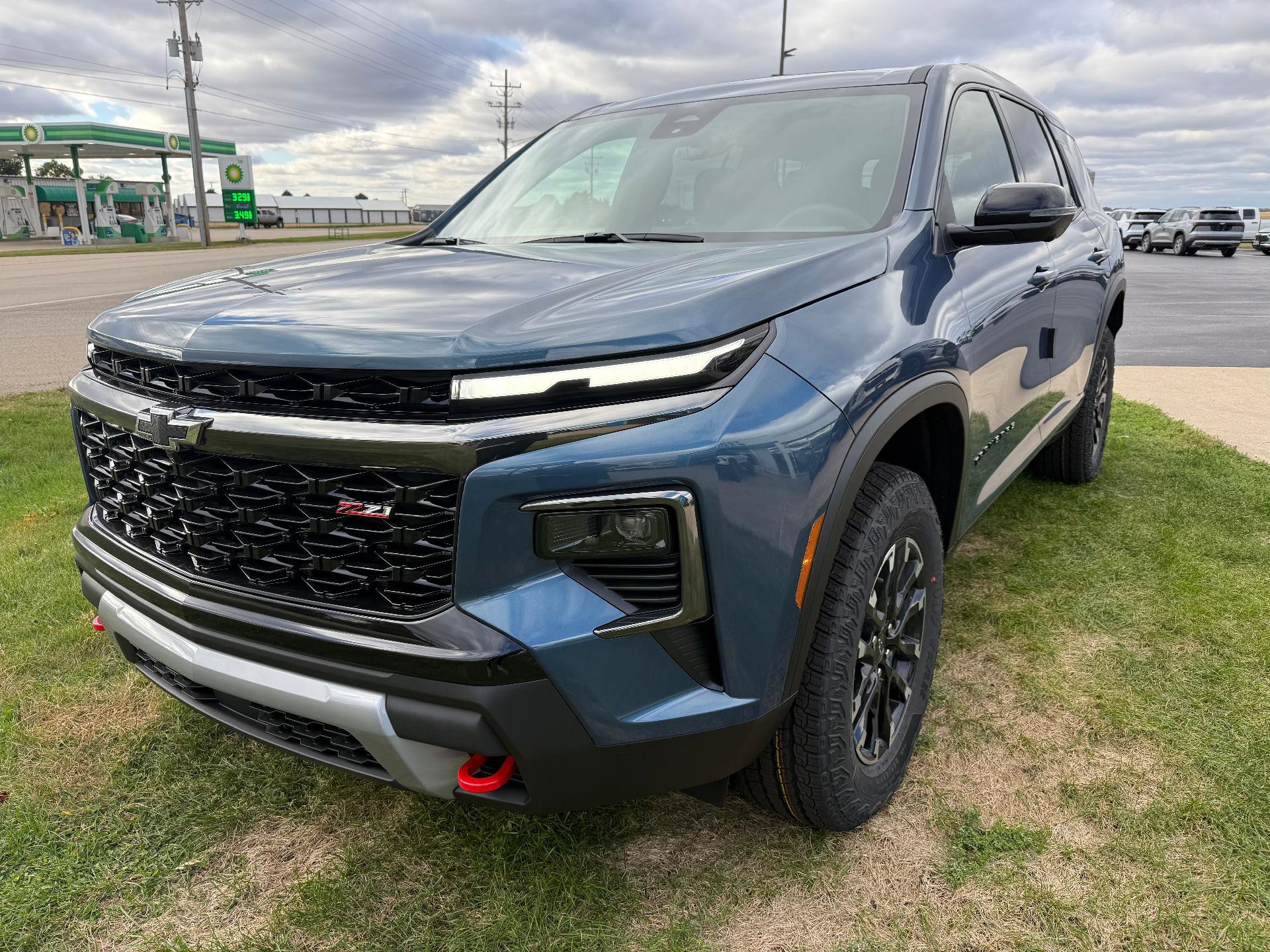 New 2026 Chevrolet Traverse Z71 image 3