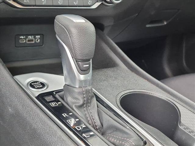 Used 2025 Nissan Altima 2.5 SV FWD image 10