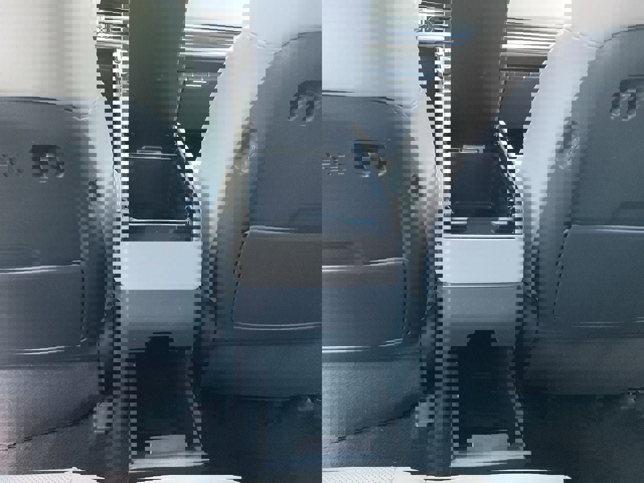 Used 2025 Hyundai Santa Fe SEL image 21