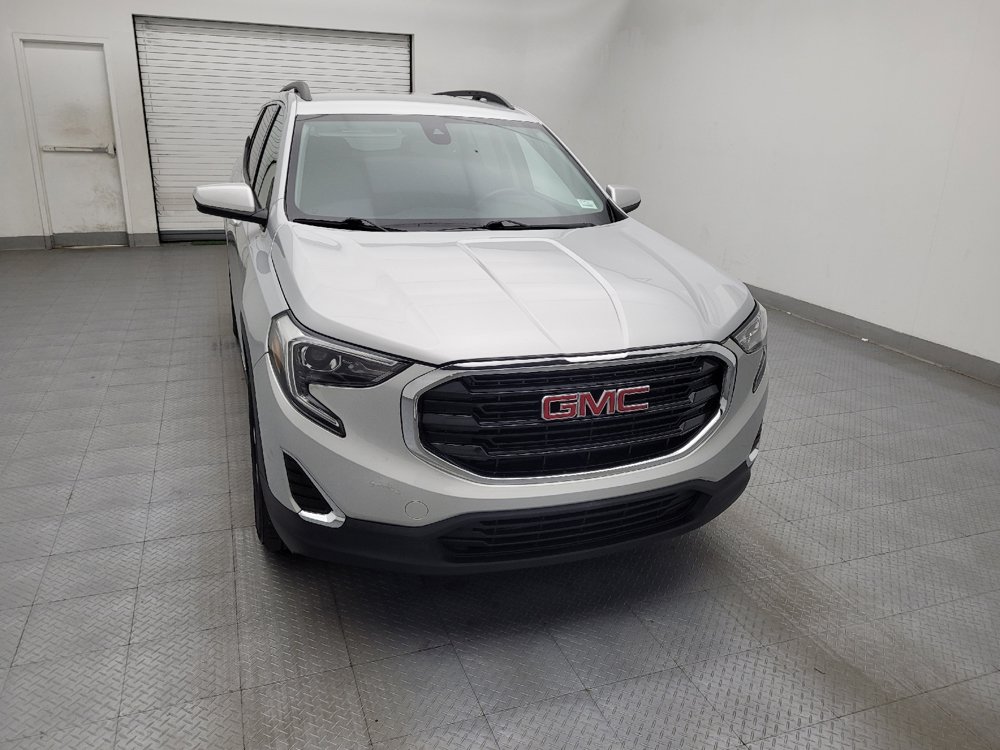 Used 2020 GMC Terrain SLE w/ Driver Convenience Package FWD image 14