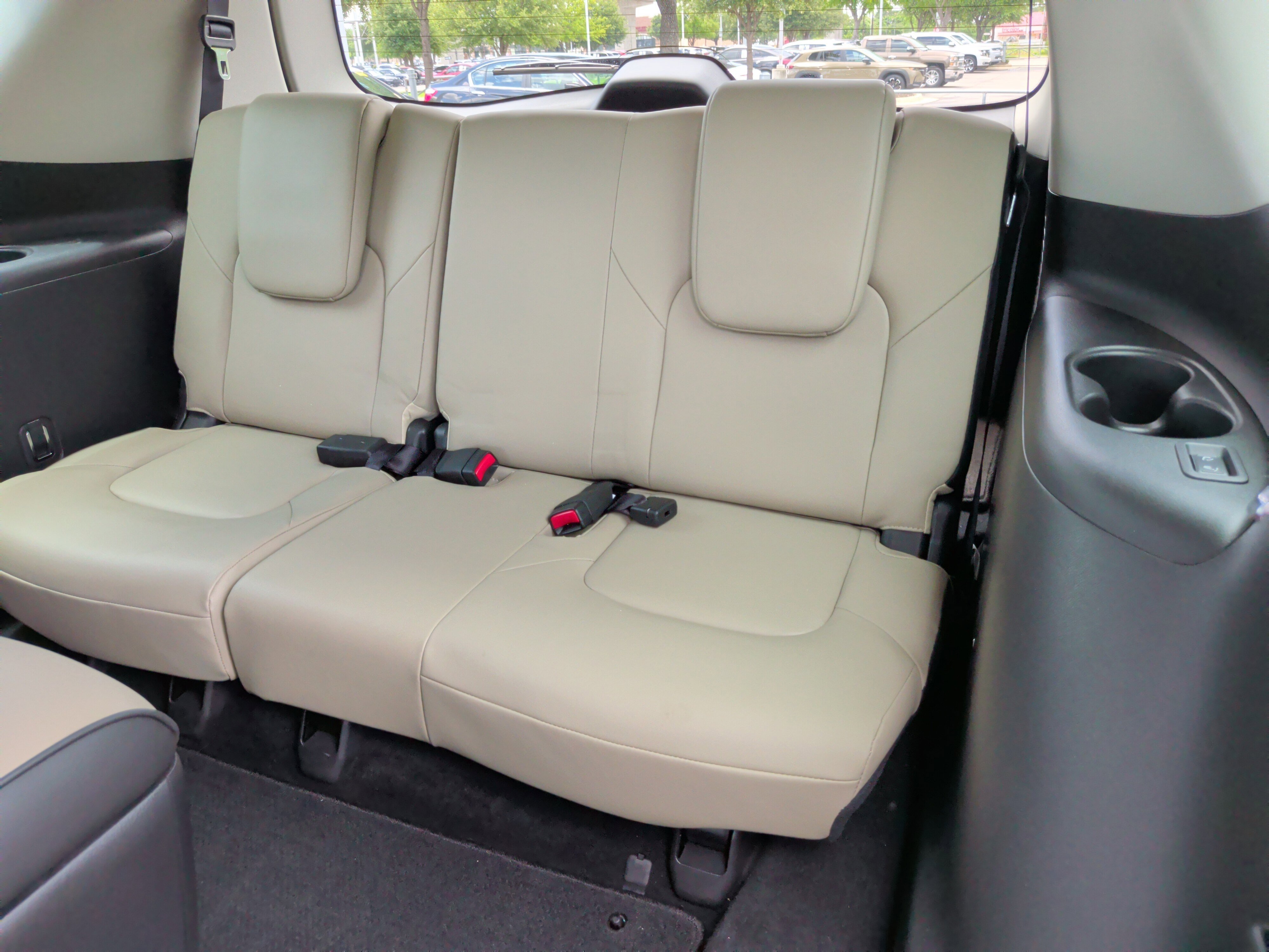 Used 2023 INFINITI QX80 Premium Select w/ Cargo Package AWD/4WD image 39