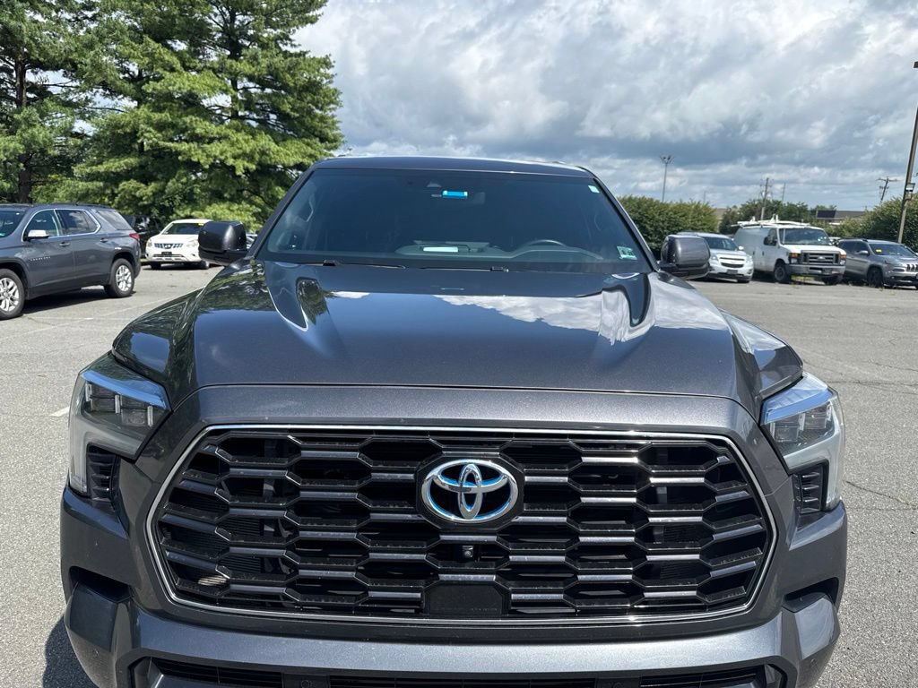 Used 2023 Toyota Sequoia Platinum AWD/4WD image 4
