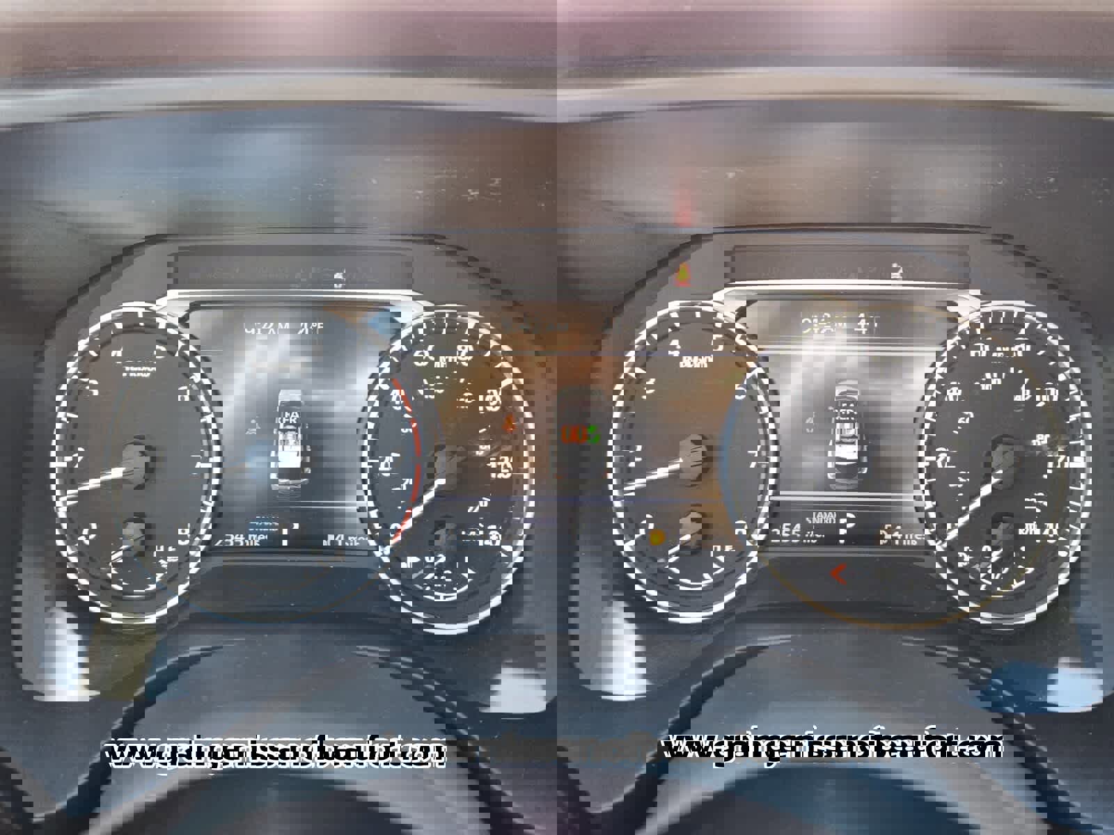 Used 2023 Nissan Rogue SV FWD image 14