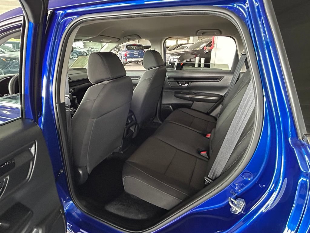 Used 2025 Honda CR-V LX image 30