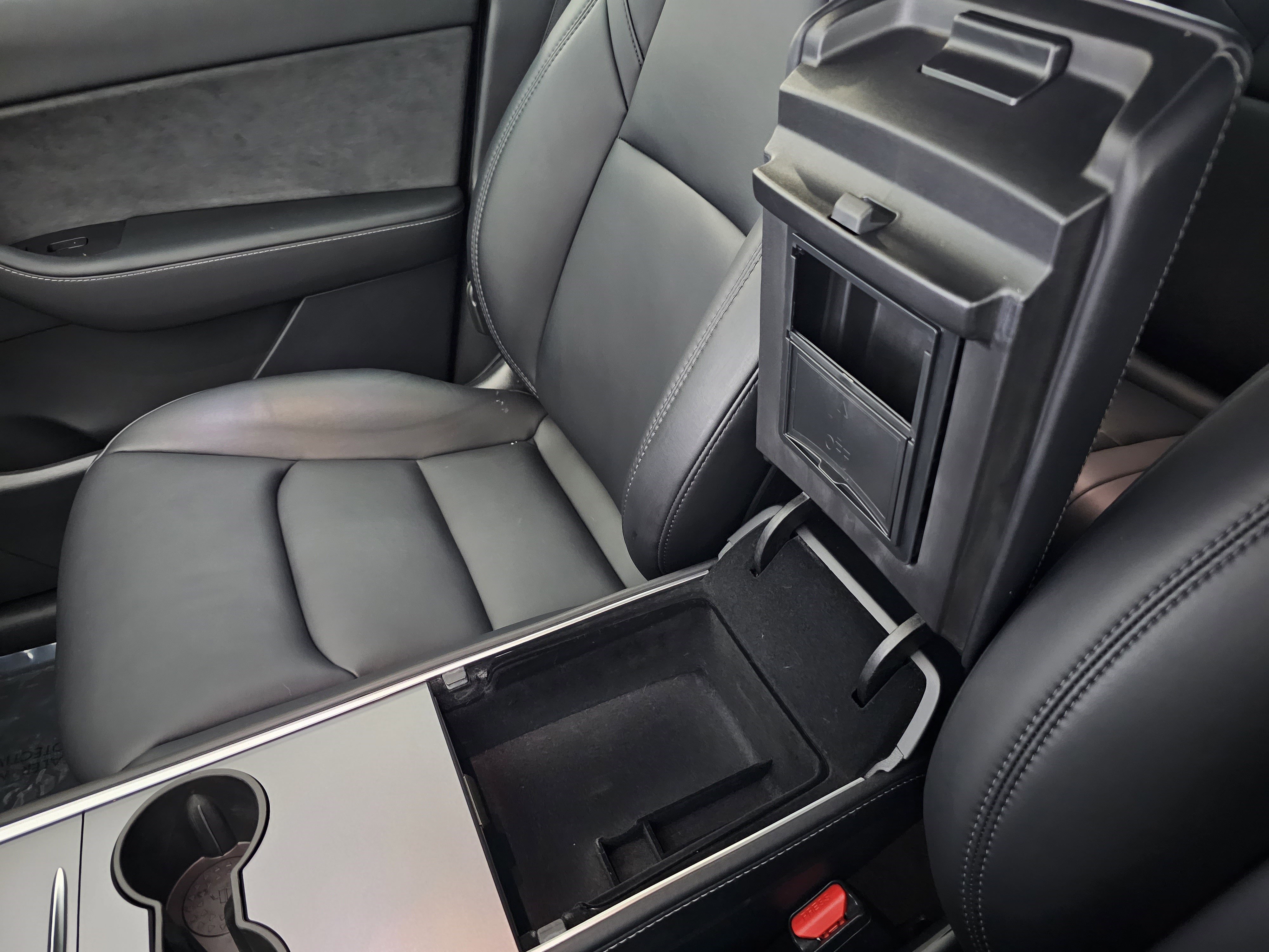 Used 2022 Tesla Model Y Performance image 32