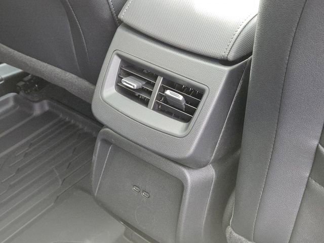 New 2026 Chevrolet Equinox EV LT image 8