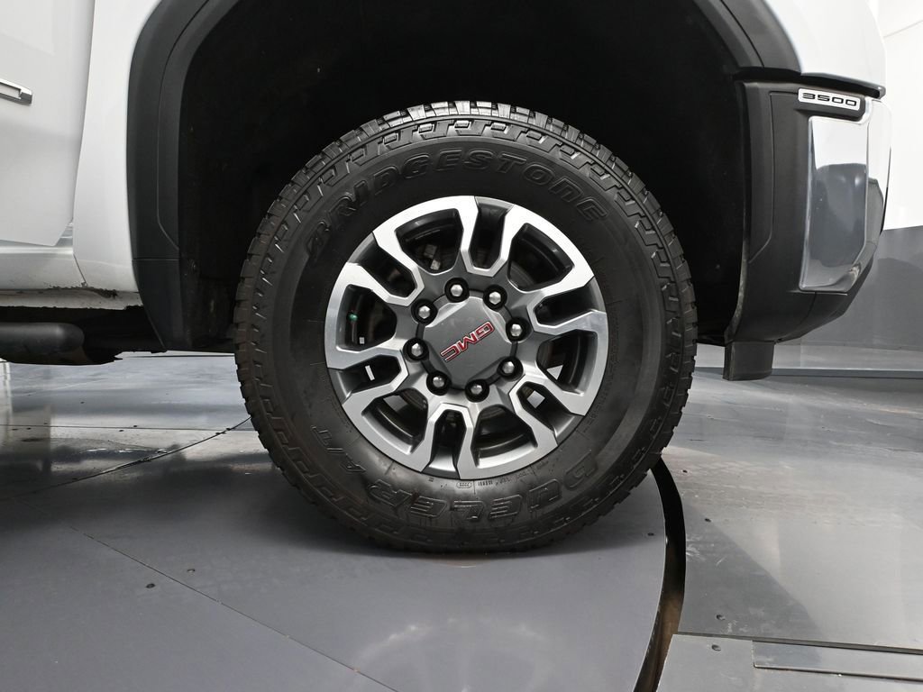 Used 2024 GMC Sierra 3500 SLE w/ SLE Convenience Package image 18