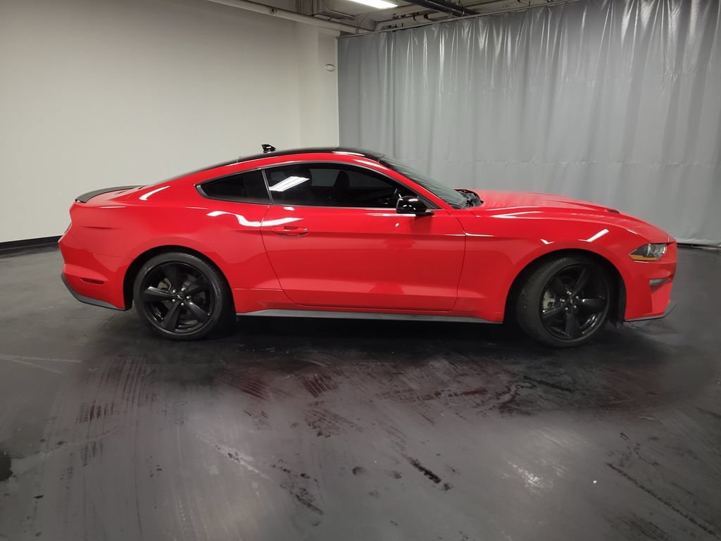 Used 2022 Ford Mustang Premium RWD image 9